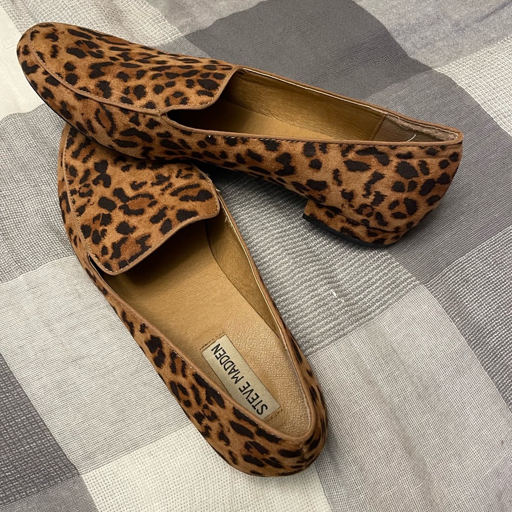 STEVE MADDEN FLATS BARELG WORN